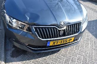Skoda Superb 2.0 Tdi Business Edition 150Pk *Navi/Clima/Camera/Stoelverwarming/Camera/Xenon picture 12
