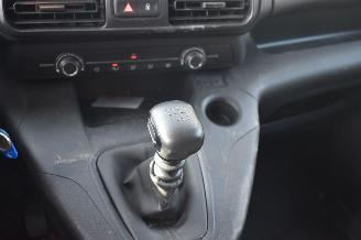 Opel Combo 1.5 L2H1 102Pk Standaard *Airco/Navi picture 10