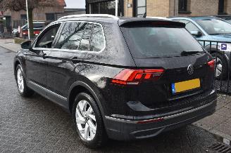 Volkswagen Tiguan 1.5 Tsi Life Business 150Pk *Navi/Clima/Camera/Stoelverwarming picture 4