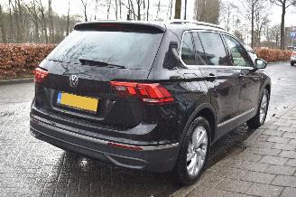 Volkswagen Tiguan 1.5 Tsi Life Business 150Pk *Navi/Clima/Camera/Stoelverwarming picture 3