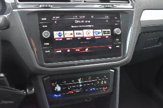Volkswagen Tiguan 1.5 Tsi Life Business 150Pk *Navi/Clima/Camera/Stoelverwarming picture 11
