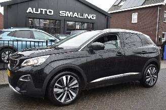 Schadeauto Peugeot 3008 1.5 Bluehdi blue Lease Premium 131Pk *Navi/Clima/Camera 2020/11