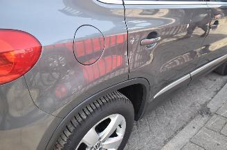 Volkswagen Tiguan 2.0 Tdi Sport&Style 4 Motion 140Pk *Airco/Navi/Stoelverwarming picture 16