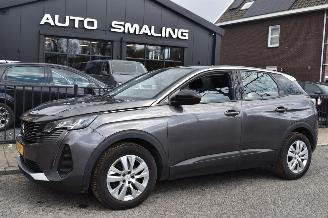 Avarii autoturisme Peugeot 3008 1.2 Puretech Active Pack 131Pk *Navi/Clima/Camera 2022/6