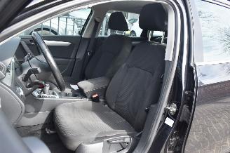 Volkswagen Passat 1.6 Tdi Bluemotion Executive 140Pk *Airco/Navi picture 5