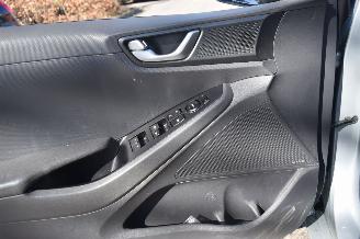 Hyundai Ioniq 28Kwh Comfort 120Pk 100% Soh *Navi/Clima/Camera picture 13