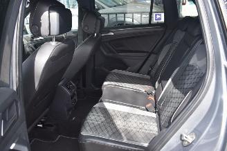 Volkswagen Tiguan 1.5 Tsi R-Line Business+ 150Pk *Navi/Clima/Camera/IQ Light picture 6