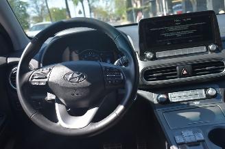 Hyundai Kona 64Kwh Fashion EV 204Pk 100% SOH 3FASE *Navi/Clima/Camera picture 7