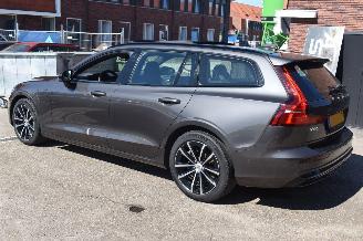 Volvo V-60 2.0 T6 Plug-in Hybrid AWD Plus Dark 253Pk *Navi/Clima/Camera/Panorama/Stoelverwarming picture 4