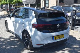 Volkswagen ID.3 58Kwh First 204Pk 3FASE *Navi/Clima picture 4