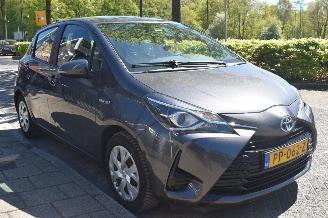 Toyota Yaris 1.5 Hybrid Aspiration 75Pk *Navi/Clima/Camera picture 2