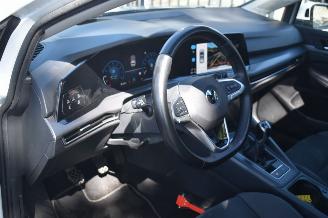 Volkswagen Golf 1.5 Tsi R-Line Business 131Pk *Navi/Clima/Camera/Panorama/Stoelverwarming picture 10