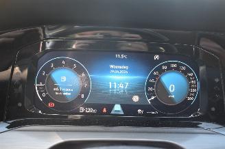 Volkswagen Golf 1.5 Tsi R-Line Business 131Pk *Navi/Clima/Camera/Panorama/Stoelverwarming picture 12