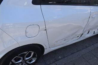 Renault Twingo 22Kwh R80 E-tech Equilibre 82Pk SOH 93% *Navi/Clima picture 16