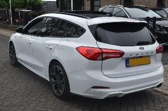 Ford Focus 1.0 Ecoboost ST Line Hybrid X Business 155Pk *Navi/Clima/Camera/Panorama/Stoelverwarming picture 4