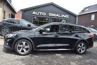 Vaurioauto  passenger cars Ford Focus 1.0 Wagon Ecoboost Hybrid Active 155Pk *Navi/Clima/Camera/Stoelverwarming 2021/1