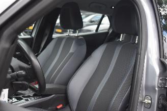 Peugeot e-2008 50Kwh EV Allure 136Pk 3 Fase SOH 96% *Navi/Clima/Camera/Stoelverwarming picture 5