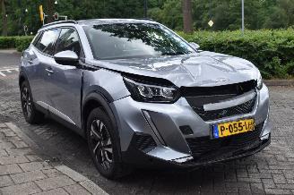 Peugeot e-2008 50Kwh EV Allure 136Pk 3 Fase SOH 96% *Navi/Clima/Camera/Stoelverwarming picture 2