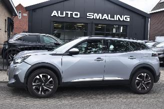 Peugeot e-2008 50Kwh EV Allure 136Pk 3 Fase SOH 96% *Navi/Clima/Camera/Stoelverwarming 2020/11
