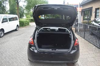 Peugeot 308 1.2 Puretech Allure 131Pk *Navi/Clima picture 12