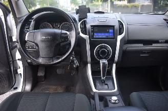 Isuzu D-Max 1.9D Extended 4WD Cab LS 163Pk *Clima/Camera picture 8