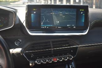 Peugeot e-2008 50Kwh EV GT Pack 136Pk 3Fase *Navi/Clima/Camera/Stoelverwarming picture 10