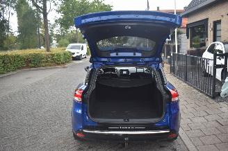 Renault Clio 1.5 Dci Intens sport 90Pk *Navi/Clima/Camera picture 14