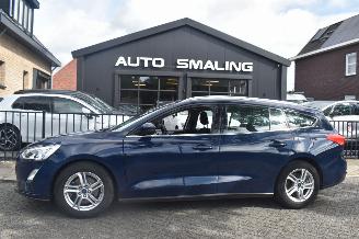 Voiture accidenté Ford Focus 1.0 Ecoboost Titanium Business 125Pk *Navi/Airco 2019/3