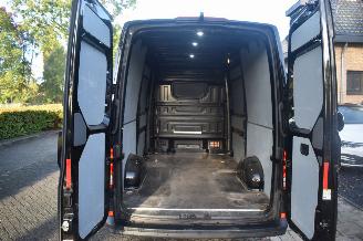 Volkswagen Crafter 2.0 Tdi L3H3 Higline Dubbele schuifdeur 140Pk *Navi/Airco/Camera picture 11