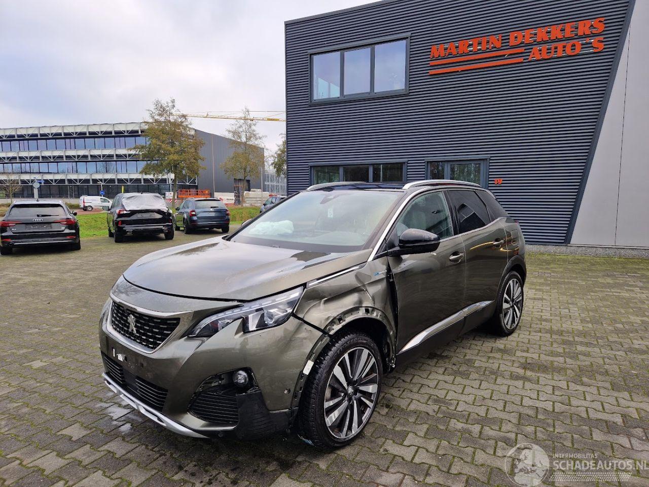 Peugeot 3008 PLUG IN HYBR 220KW  / AWD / GT-PACK / PANO