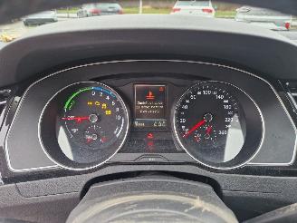 Volkswagen Passat GTE HYBRIDE / SPORTLEER / PANORAMA picture 24