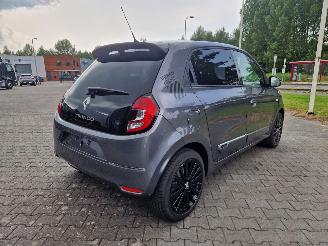 Renault Twingo Z.E. R80 Urban Night Camera / Navigatie / Airco ECC / Park.sensoren / 16\" LMV picture 4