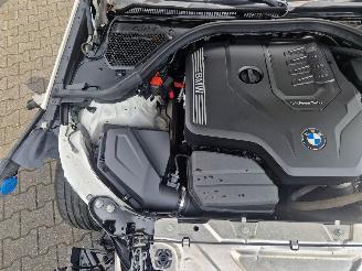 BMW 3-serie 2.0LTr 115KW AUTOM / SPORTLEER / HEAD UPP / ZWARTE HEMEL picture 16