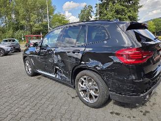 BMW X3 X-LINE / HEAD UP / PANO DAK picture 7