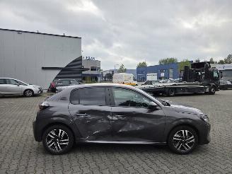 Peugeot 208 74kw STYLE  20DKM picture 9