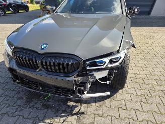 BMW 3-serie 330e TOURING / M-SPORT / PANO / HEAD UPP / DRAVITGRAU picture 17