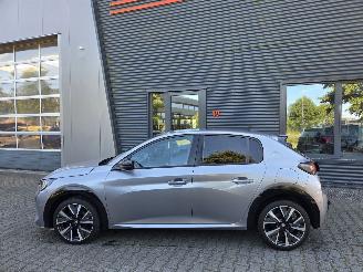 Peugeot 208 GT-LINE 74kw / CAMERA / NAVI / 44dkm picture 5