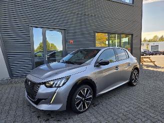 Peugeot 208 GT-LINE 74kw / CAMERA / NAVI / 44dkm picture 2