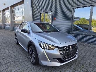 Peugeot 208 GT-LINE 74kw / CAMERA / NAVI / 44dkm picture 6