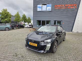 Peugeot 208 74KW / NAVI / 11.DKM picture 15