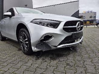 Mercedes A-klasse 250e PHE-V picture 14