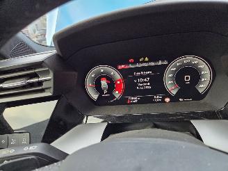 Audi A3 2.0 TDi 110KW / S-LINE / B&O / CAMERA / HEAD UPP picture 24