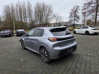 Peugeot 208 74kw ALLURE / CAMARA / NAVI picture 5