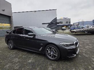 BMW 5-serie 530e PLUG-IN  215KW  / M-SPORT  /  32.DKM picture 8