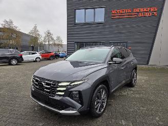 uszkodzony samochody osobowe Hyundai Tucson 118KW HYBR / PREMIUM / HED UPP / LEER / 360gr CAMERA 2024/11
