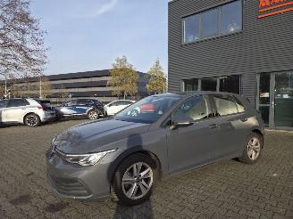 Volkswagen Golf Apple carplay / Stuur&stoelverw / Adaptive cr contr /Dig Cockpit picture 2