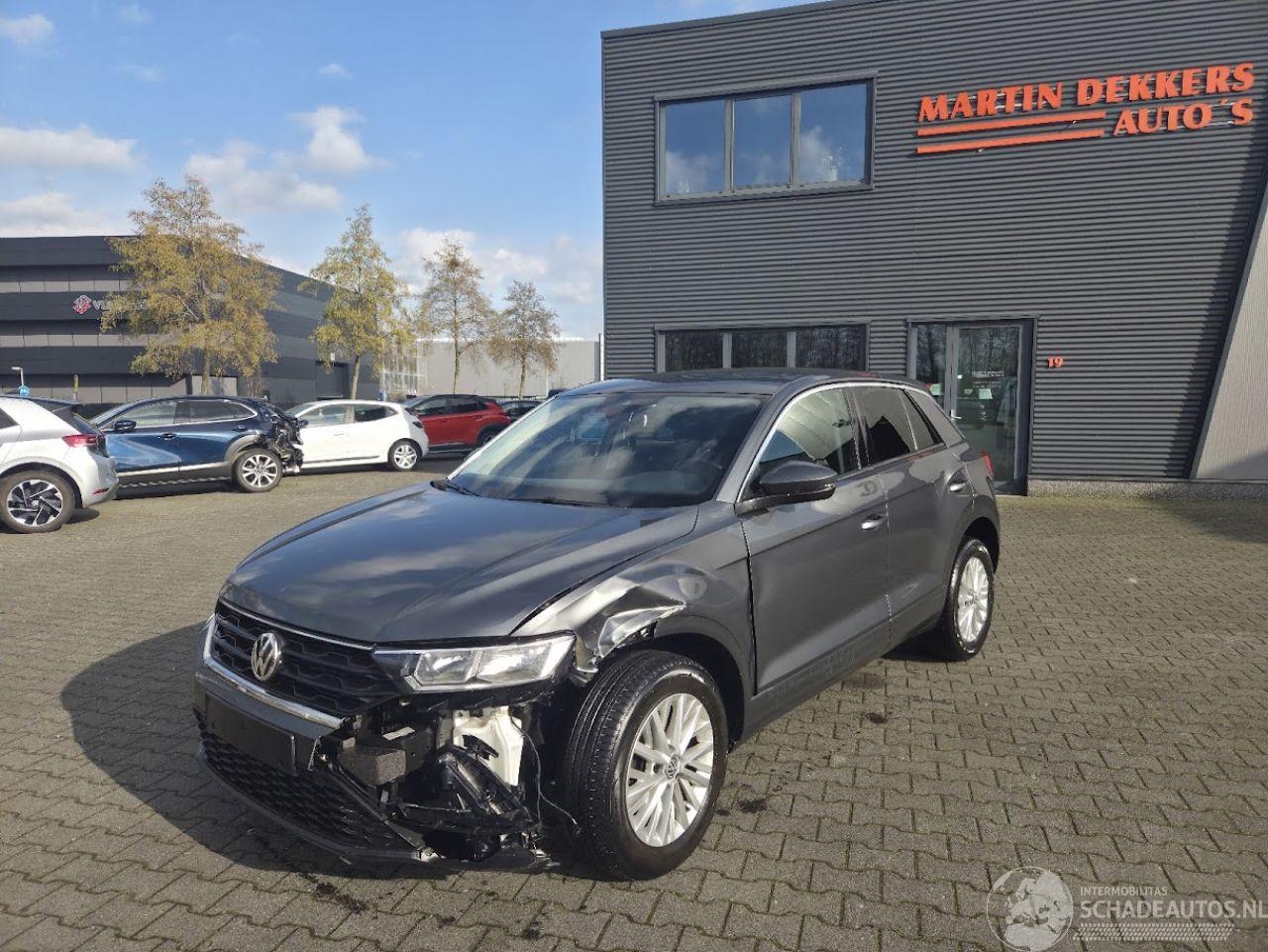 Volkswagen T-Roc 1.5 TSi AUTOM /NAVI / STOELVERW