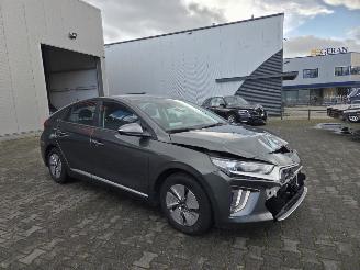 Coche accidentado Hyundai Ioniq HYBRIDE  29 DKM 2022/8