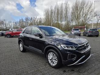 Volkswagen T-Roc 81KW / DIG COCKPIT / CAMERA / NAVI / STOELVERW picture 11