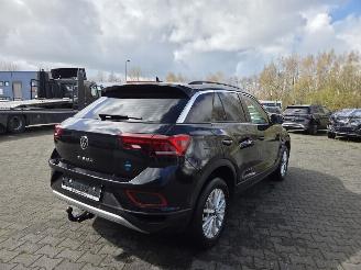 Volkswagen T-Roc 81KW / DIG COCKPIT / CAMERA / NAVI / STOELVERW picture 8